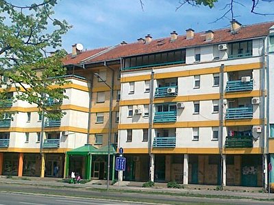 Zgrada Nulevar Slobodana Jovanovića 18